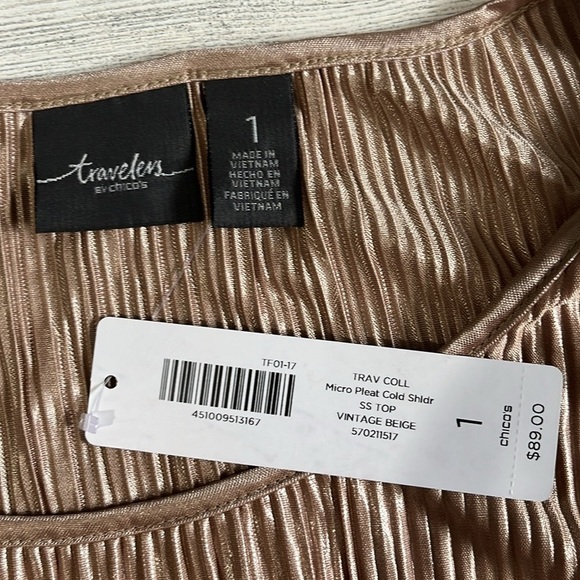 Chico’s Travelers Micro Pleat Cold Shoulder Top Size 1.  NWT - Picture 5 of 11